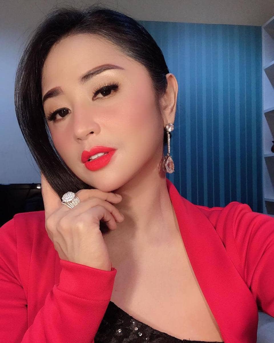 instagram.com/dewiperssikreal