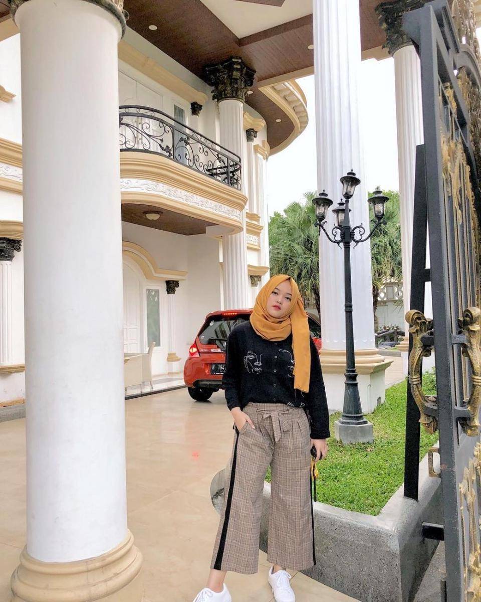 instagram.com/putridelinaa