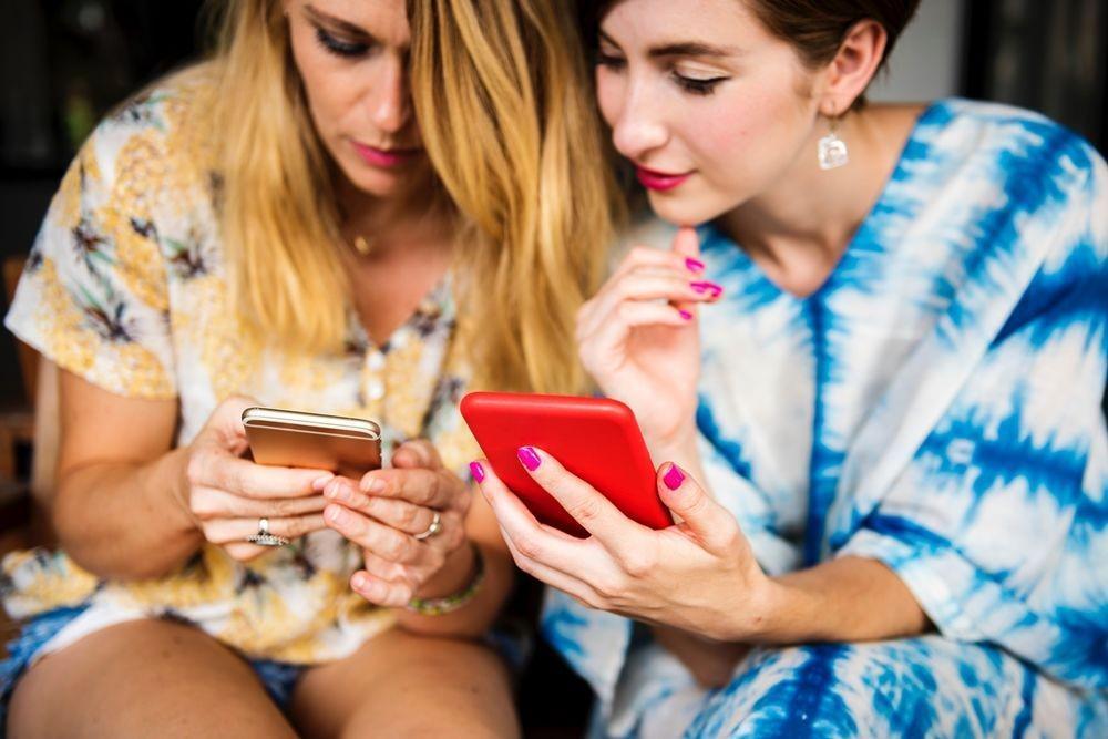 8 Mitos Smartphone yang Mengecoh Banyak Orang, Termasuk Kamu?