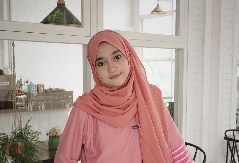 7 Potret Anggun Naswa Aulia, 'Pesaing' Baru Nissa Sabyan