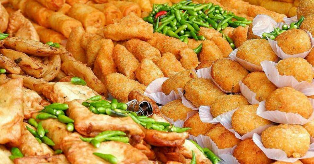 Meski Enak, 5 Makanan Ini Bisa Memicu Asam Lambung Meningkat Lho