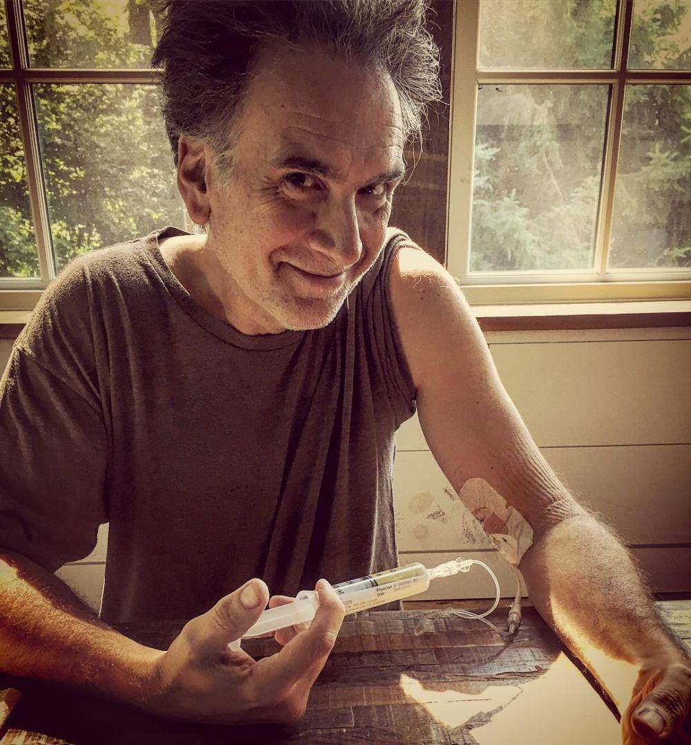 instagram.com/peterbuffett