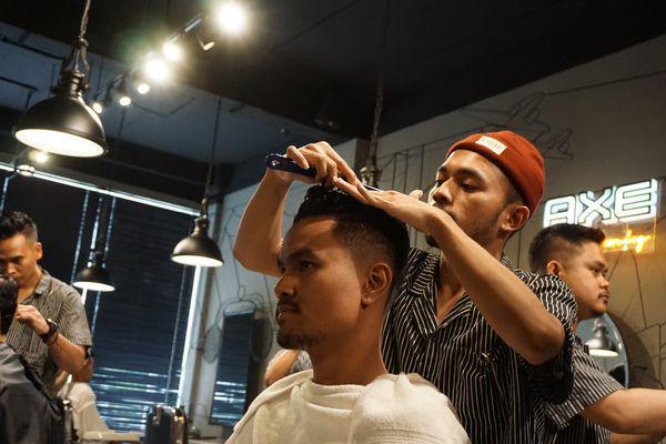 Pengalaman Grooming Bareng AXE di Chief Barbershop, Bikin Ganteng!