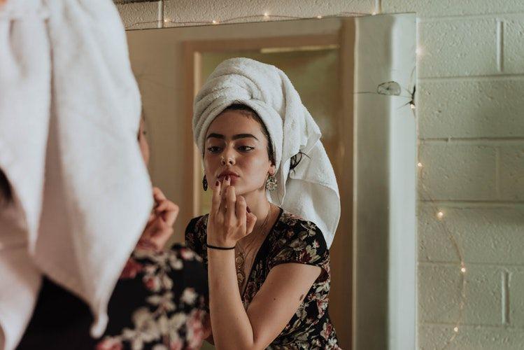5 Aplikasi Kecantikan yang Wajib Dimiliki Si Pemerhati Penampilan