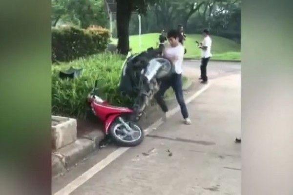 Polisi Tangkap Pengendara Motor yang Ngamuk dan Viral di Media Sosial