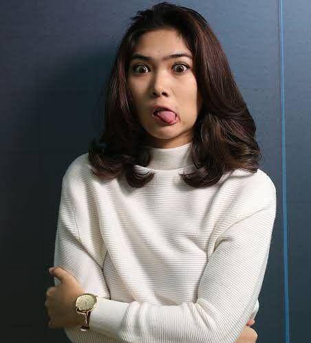 Instagram.com/isyanasarasvaati