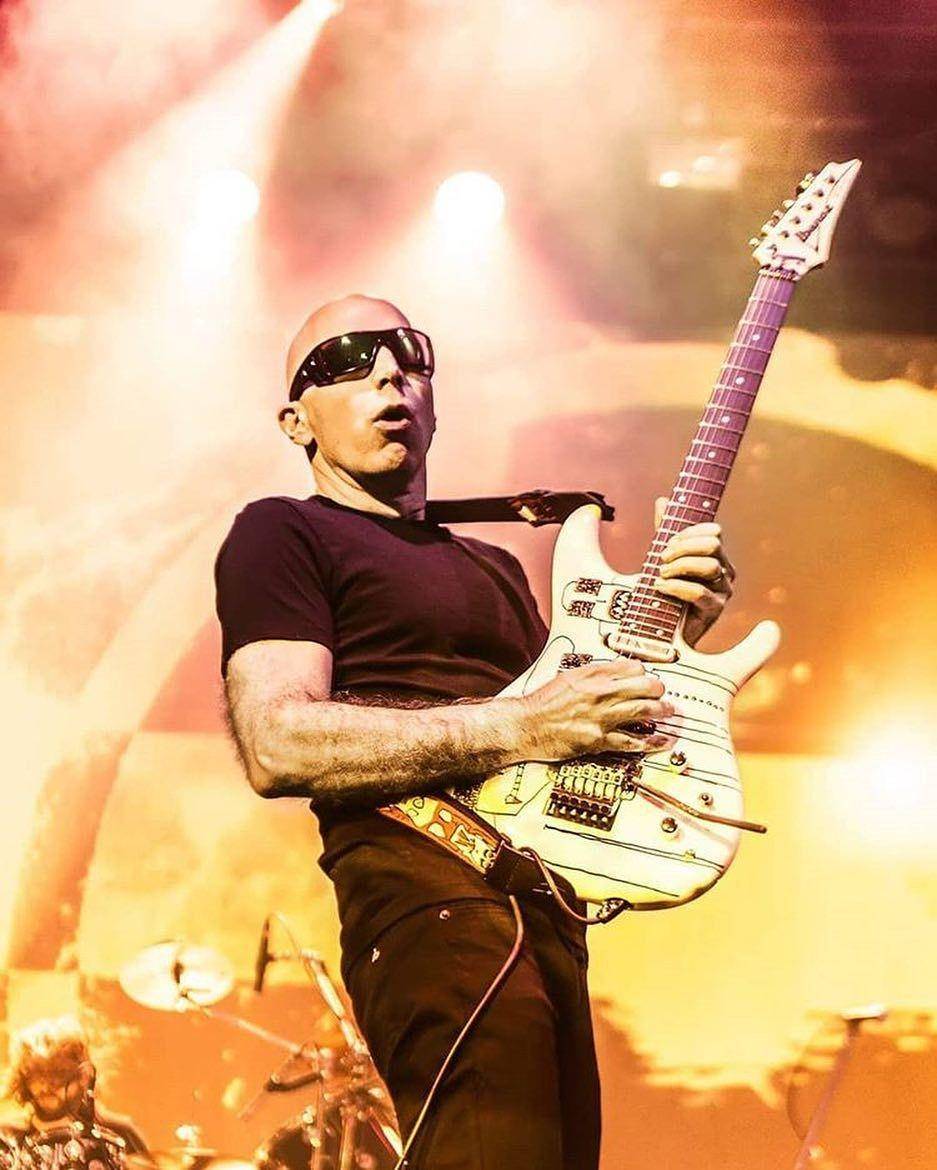 instagram.com/joesatriani