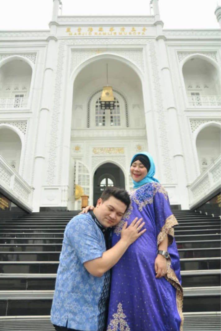10 Potret Terbaru Mantan Artis Cilik Chikita Meidy Hamil Anak Pertama