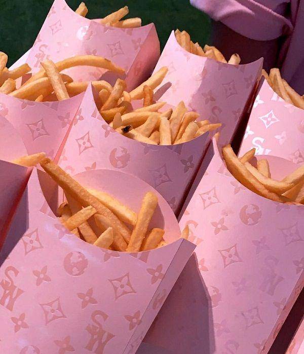 instagram.com/kyliejenner