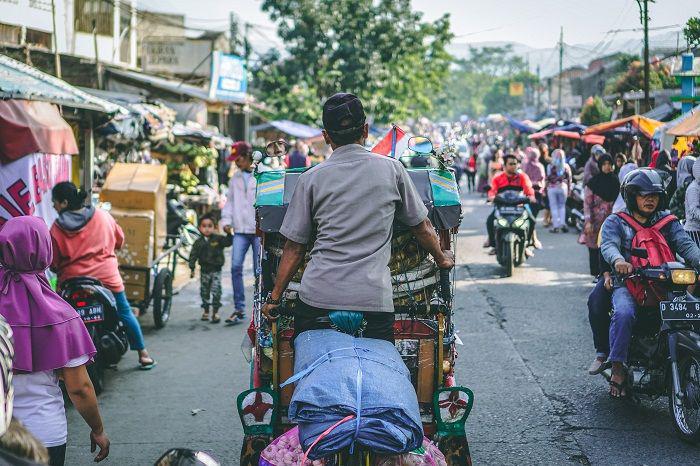 6 Alasan Kenapa Kamu Harus Mencoba Belanja di Pasar Tradisional