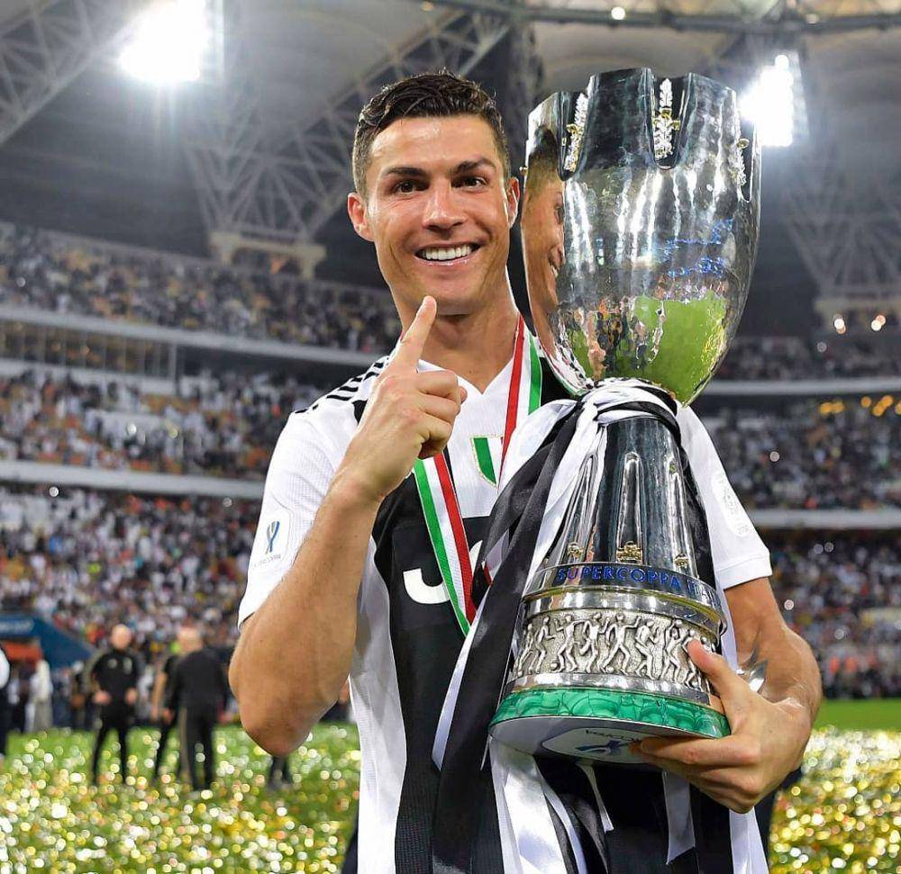 Instagram.com/cristiano/