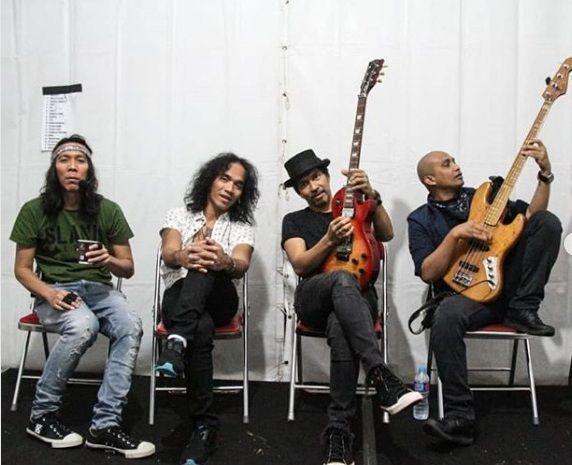Chord dan Lirik Lagu Kalah - Slank