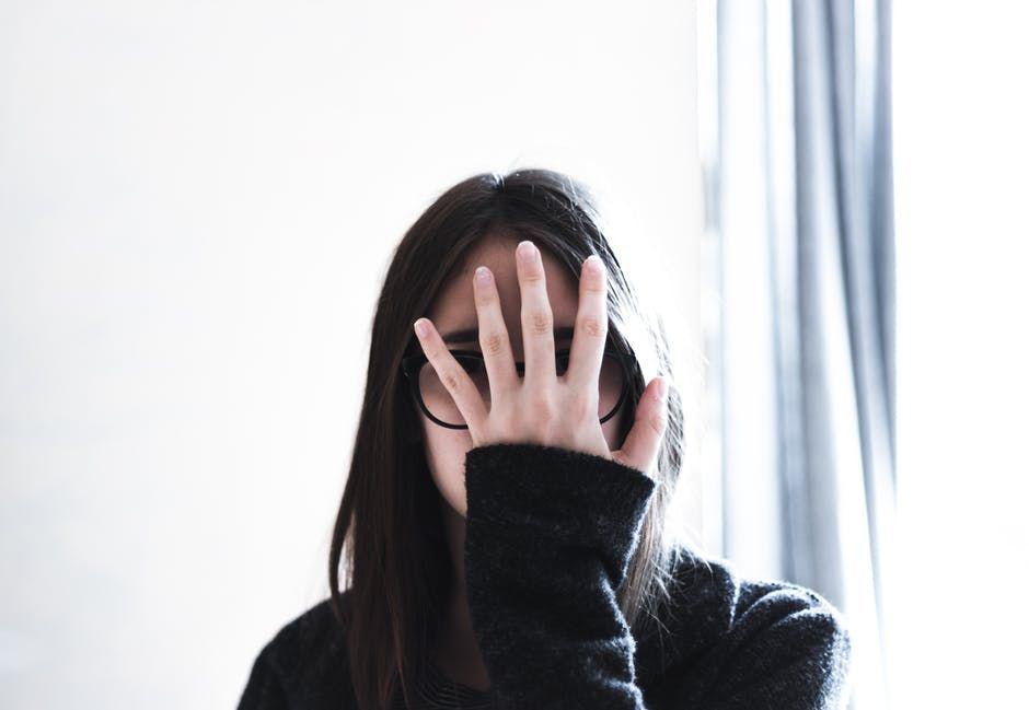5 Cara Agar Mudah Bersosialisasi bagi Kamu Si Pemalu