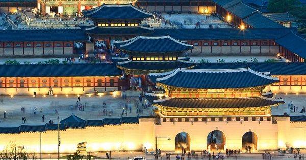 Berlibur ke Seoul? Ini 7 Tempat Wisata yang Harus Kamu Singgahi!