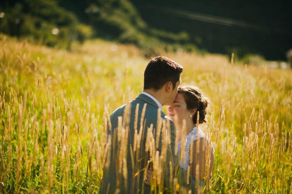 5 Sisi Romantis Cowok Berzodiak Cancer yang Bikin Jatuh Hati