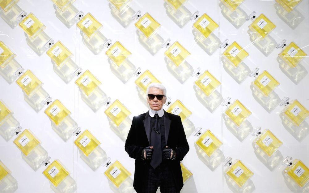 Ini Nih 9 Rancangan Pakaian Terbaik Karl Lagerfeld di Atas Red Carpet