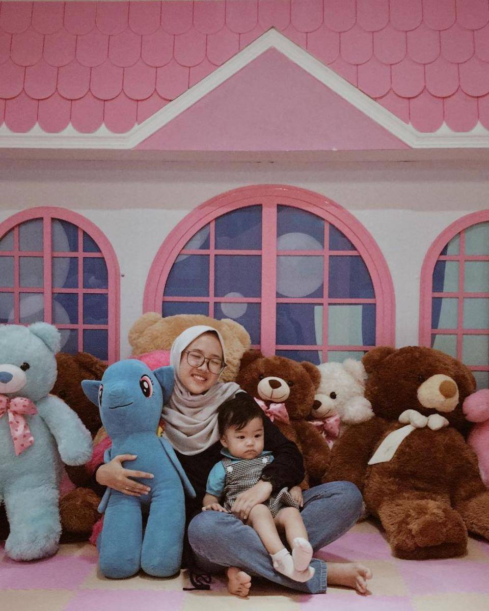 instagram.com/nissa_sabyan