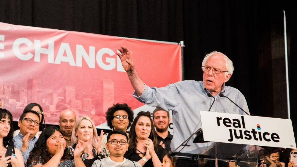 instagram.com/berniesanders