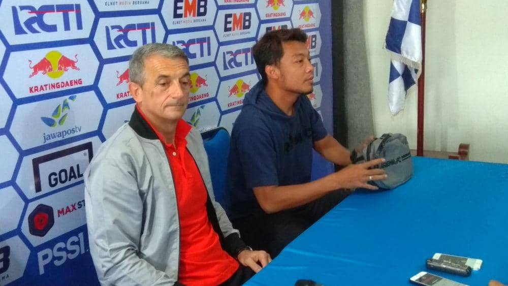 Hamka Minta Aremania Sambut Baik Persib Bandung