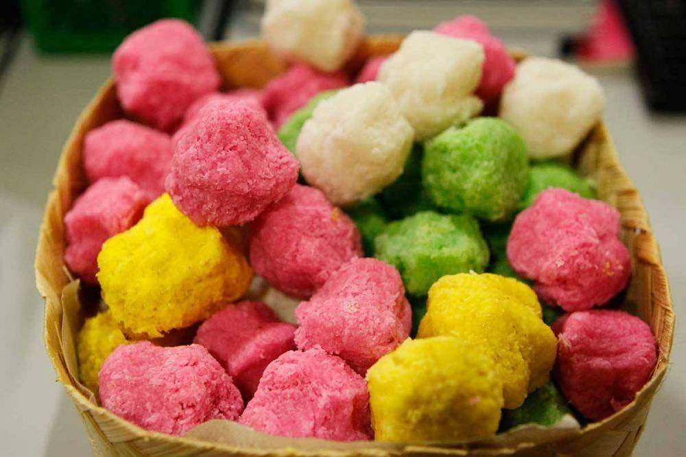 Geplak oleh-oleh khas Yogyakarta