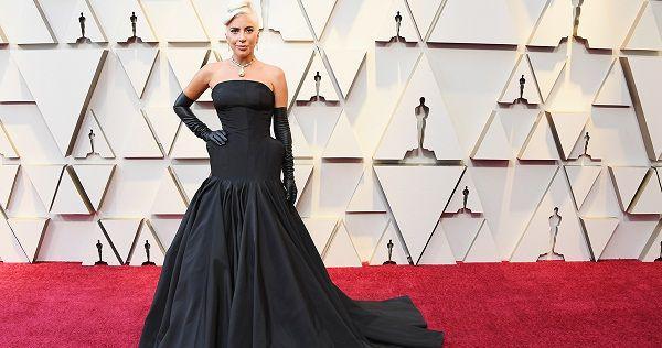 7 Alasan Kenapa Penampilan Lady Gaga Menjadi Sorotan pada Oscar 2019
