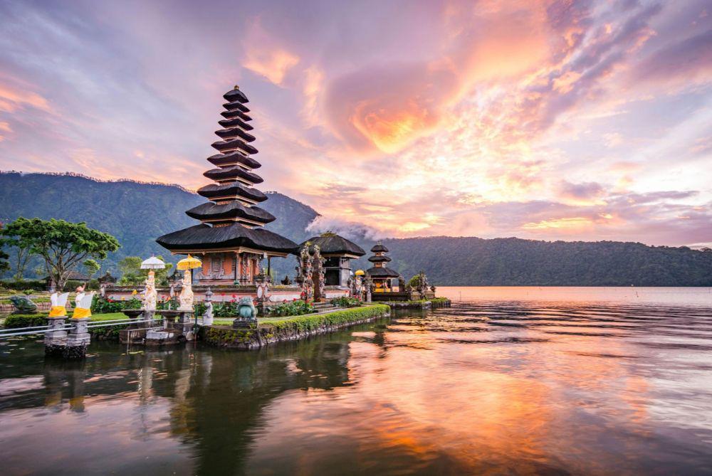Jadi Wisata Favorit Dunia, 7 Tempat Super Keren Ini Ada di Indonesia