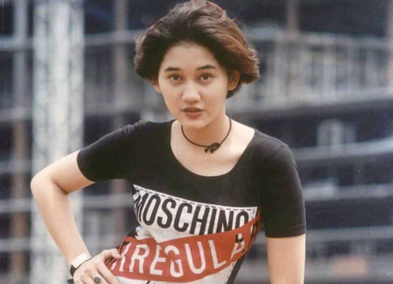 Nostalgia Yuk, 6 Penyanyi Solo Wanita Ini Booming Banget Tahun 90an