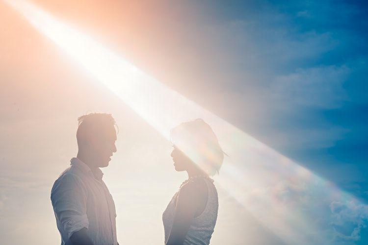 5 Hal Asyik Ini Hanya Dirasakan oleh Cewek yang Berani Mencintai