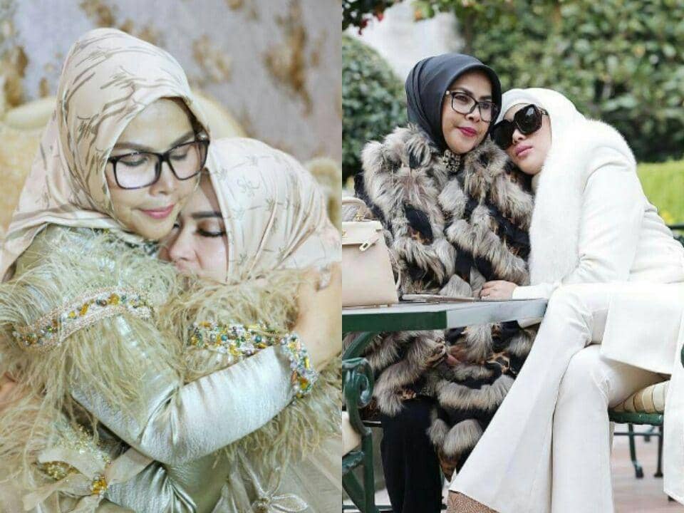 9 Momen Manja Kedekatan Syahrini & Mama, Duo Cetar yang Kompak Abis!