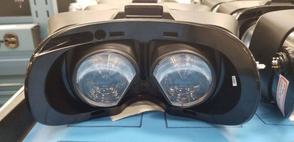 uploadvr.com