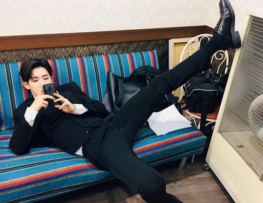 instagram.com/official_monsta_x