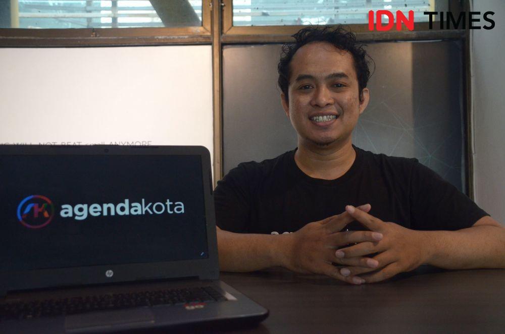 Syamsul Qomar, Sulap Undangan Acara Jadi Pundi Rupiah