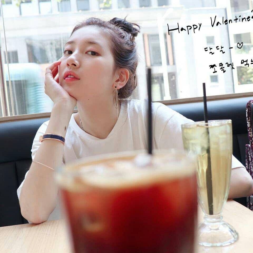 instagram.com/suzybz