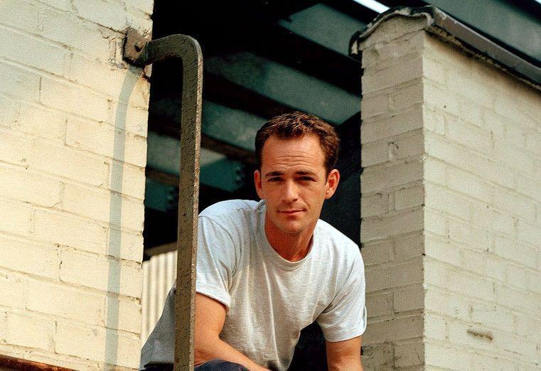 Meninggal Dunia, 10 Film dan Drama Televisi Terbaik Luke Perry