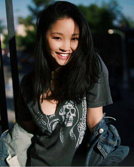 instagram.com/lanacondor