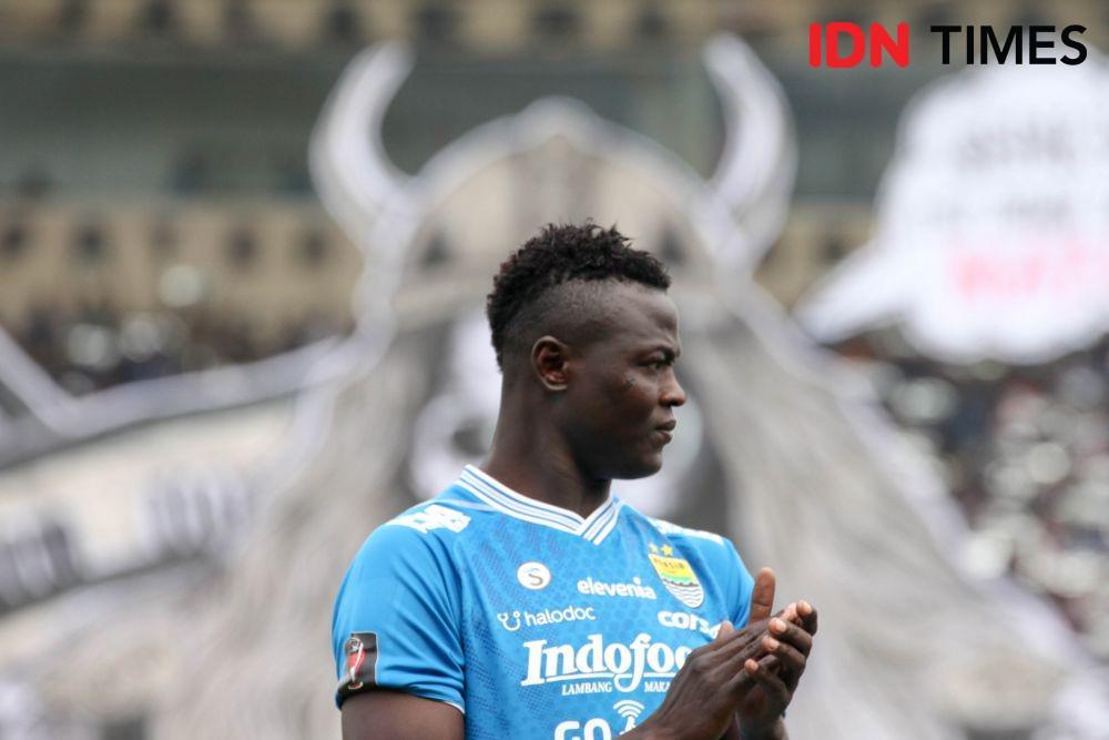 Resmi! Bhayangkara FC Pinjam Ezechiel N'Douassel dari Persib