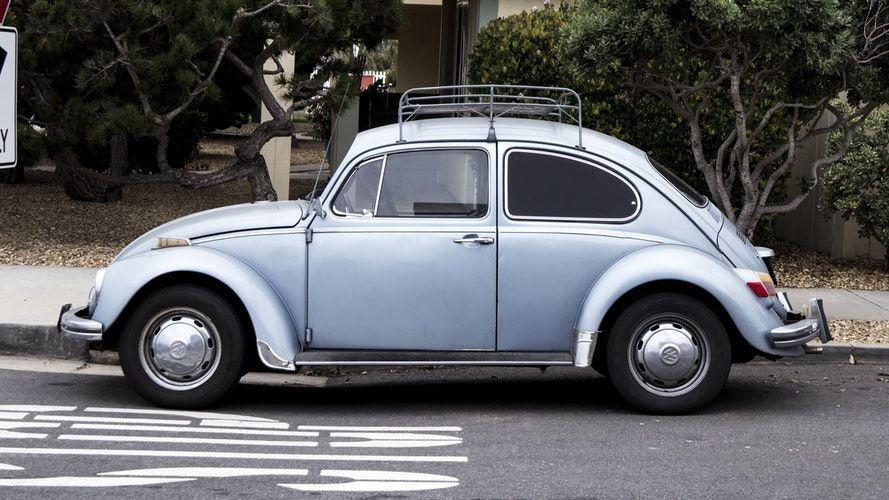 Tips Membeli Mobil Tua, Jangan Lupa Cek Bagian-bagian Ini ya!