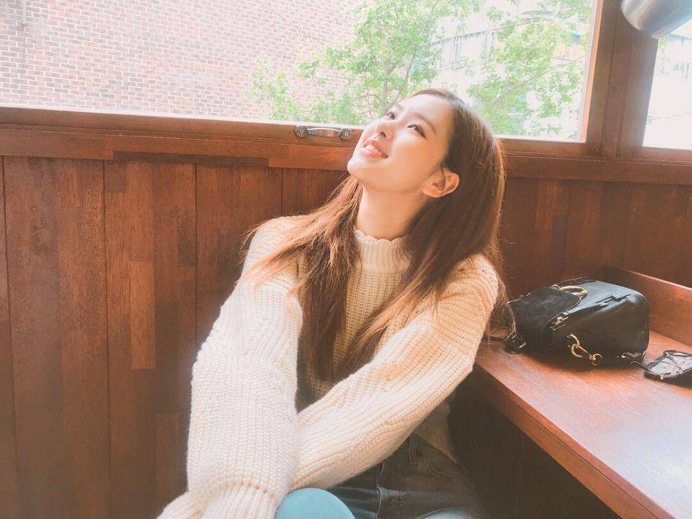 instagram.com/roses_are_rosie