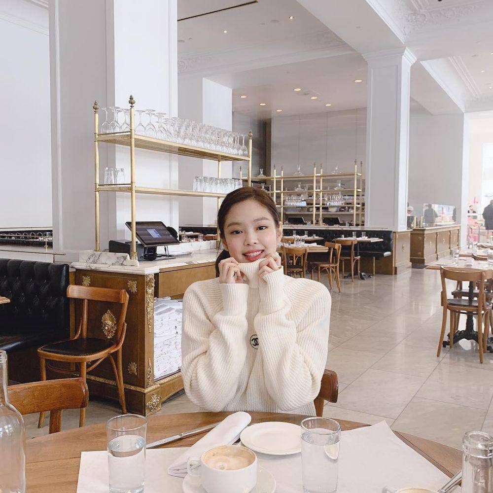 instagram.com/jennierubyjane
