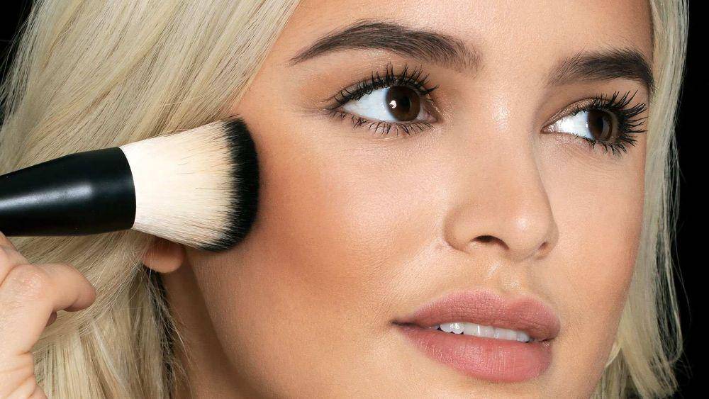 maybelline.com/