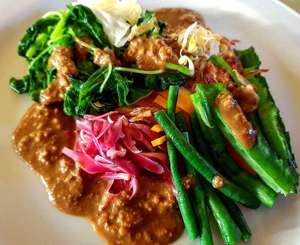 Instagram.com/sambal_makkot