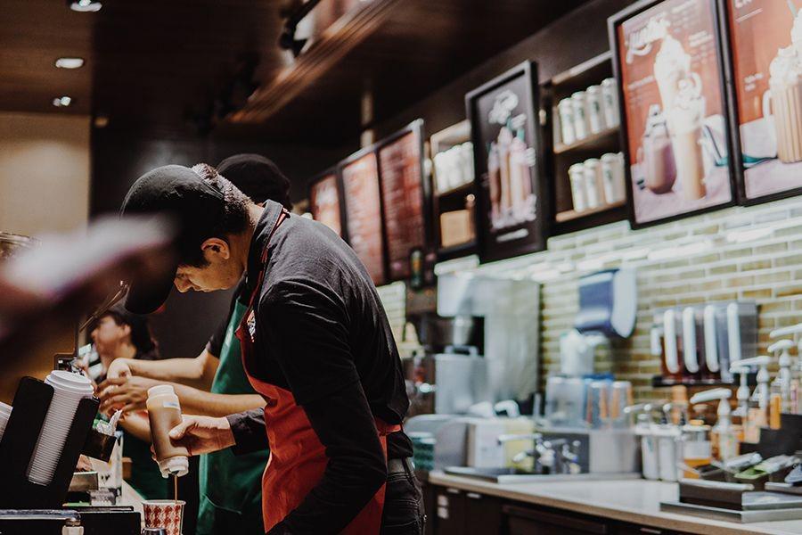 [QUIZ] Kami Tahu Apakah Kamu Layak Jadi Barista Starbucks atau Tidak!