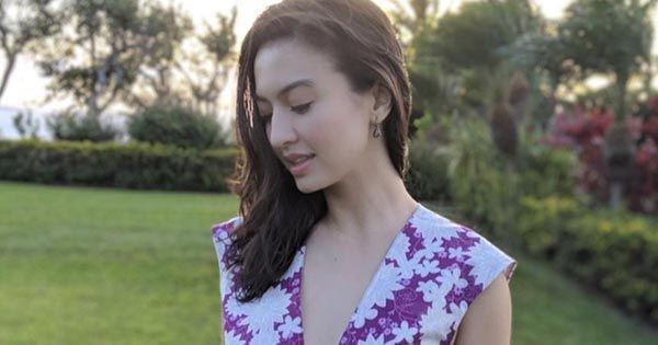 Bikin Fans Panas Dingin, 10 Potret Raline Shah dengan Body Goals