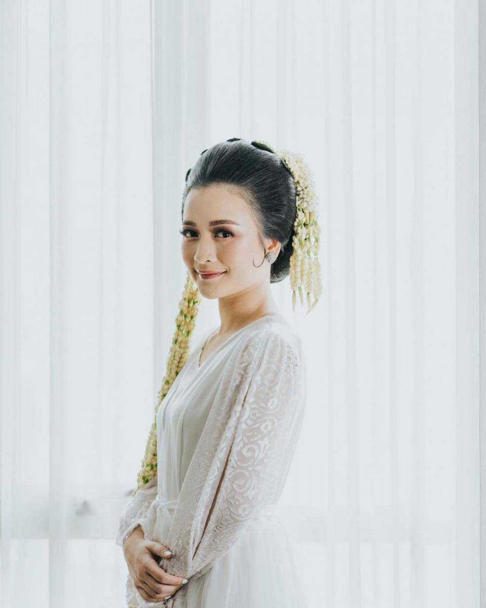 instagram.com/redwhitephoto