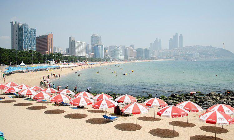 5 Pantai di Korea Selatan Ini Buat Libur Musim Panasmu Makin Seru
