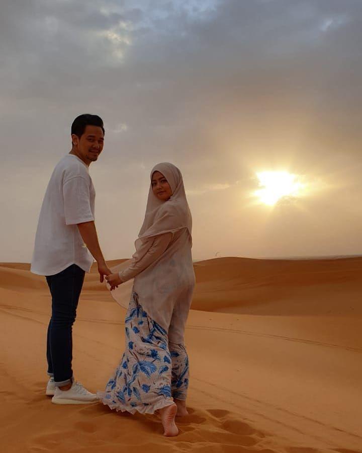 10 Potret Seru Liburan Tika Ramlan eks T2 Bareng Suami di Dubai