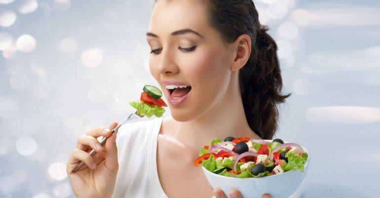 10 Fakta Ilmiah Kenapa Makan Pelan Bikin Cepat Kenyang, Pas untuk Diet