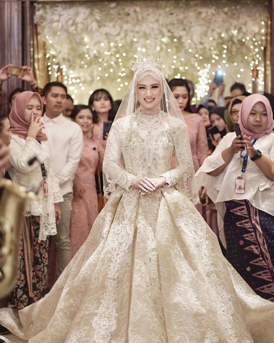 instagram.com/melodylaksani92
