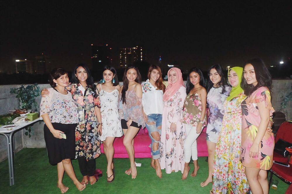 Instagram.com/sitibadriah/