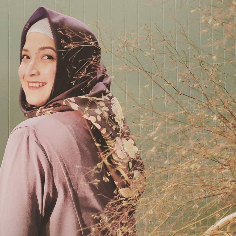 instagram.com/andharaearly